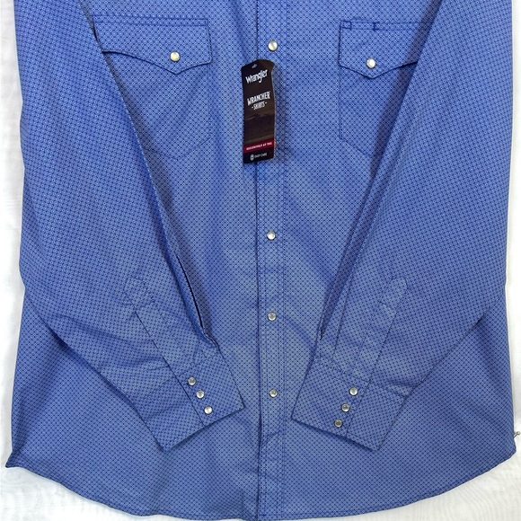 NWT Wrangler Men’s Long Sleeve Snap Front Collared Shirt XXL - Picture 6 of 9